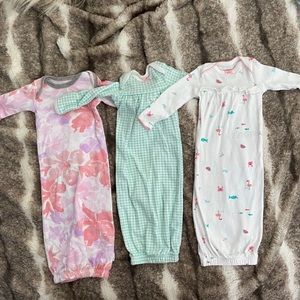 Set of 3 preemie sleep gowns girls